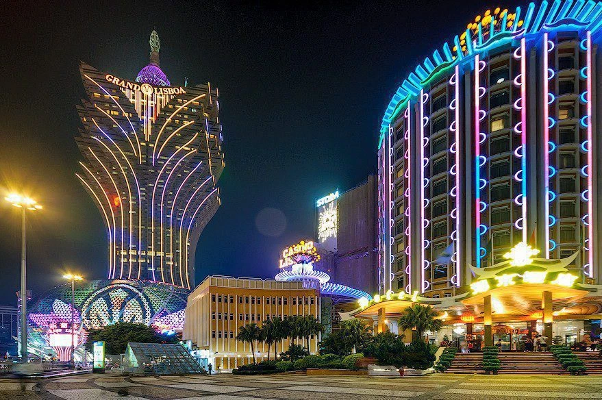 В казино Макао разрешили курить! 11 В казино Макао разрешили курить!